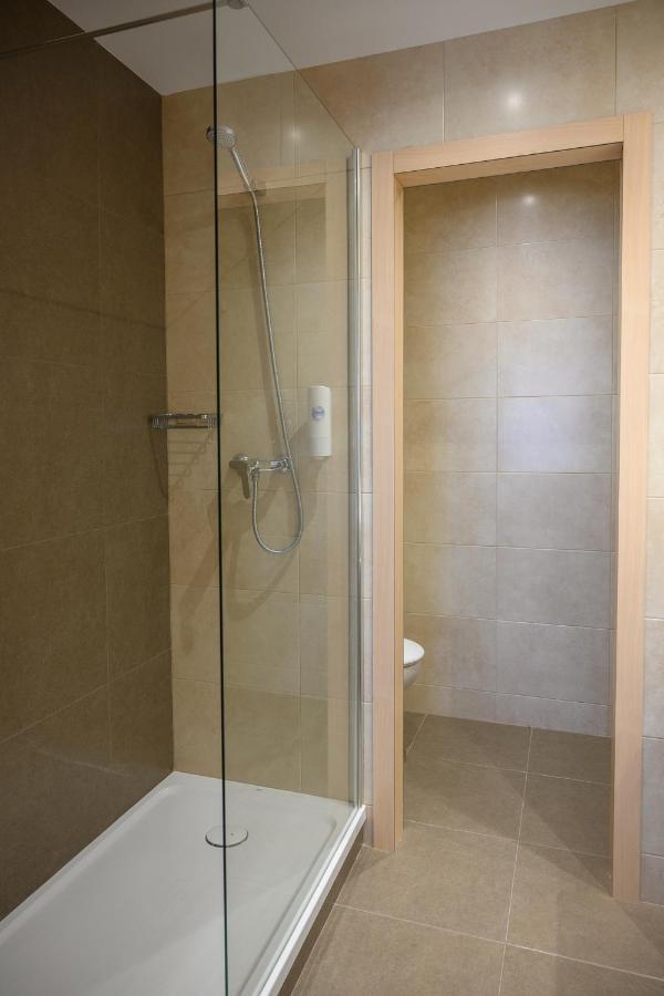 Beach Family Apartments سالو المظهر الخارجي الصورة